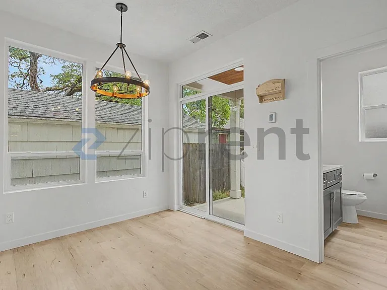 7750 SE 57th Ave — Photo 10