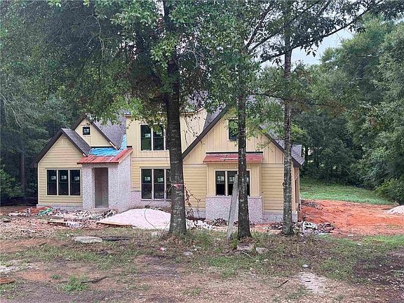 3rd image of 125 Augusta Ct