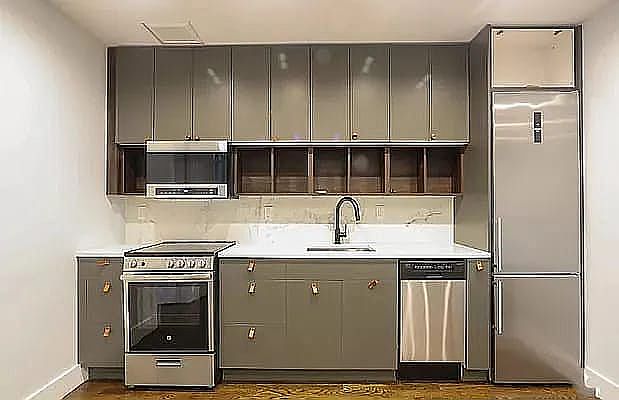 1st image of 379 Sumpter St #1R