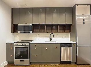 379 Sumpter St #1R, Brooklyn, NY 11233