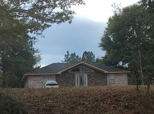 41 Davis Rd, Brooklyn, MS 39425