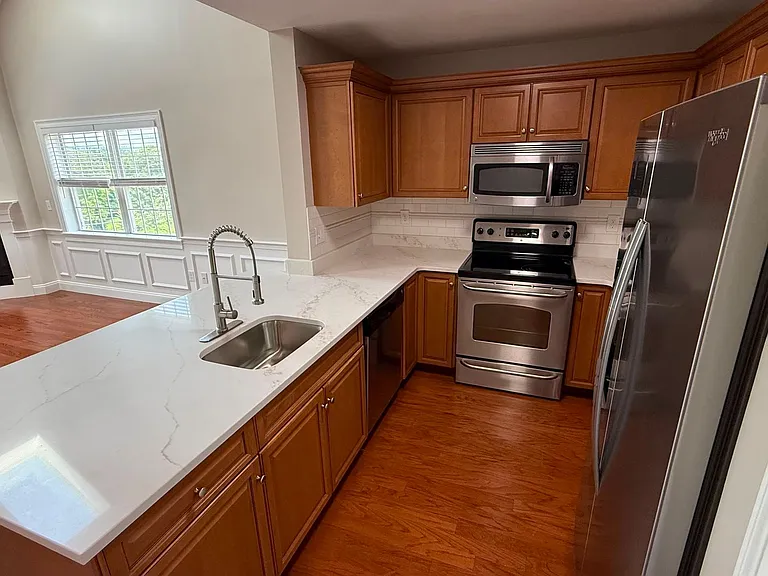 233 Magill Dr — Photo 4