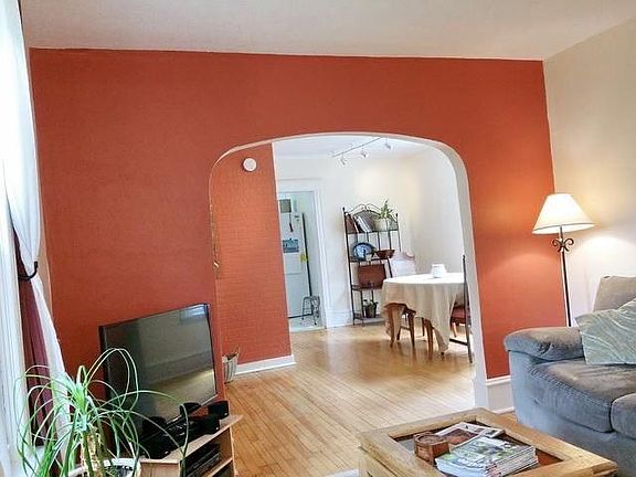 Living room into dinning area