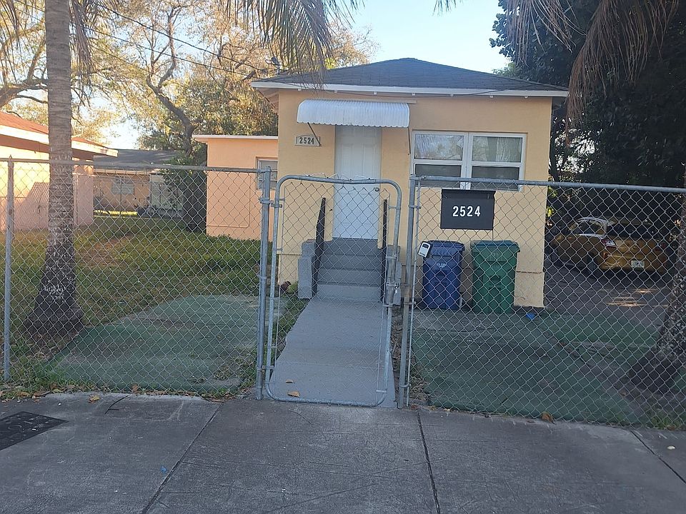 1st image of 2524 NW 51st Ter