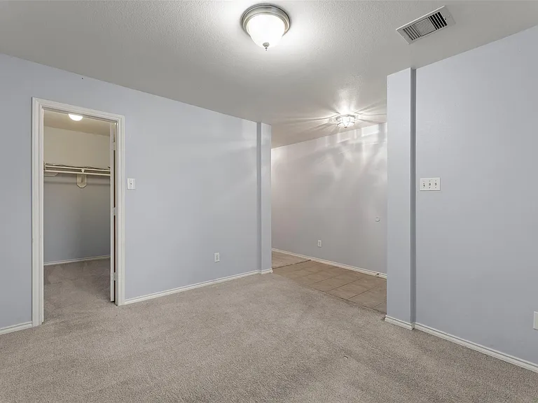 11745 Logan Ridge Dr — Photo 3