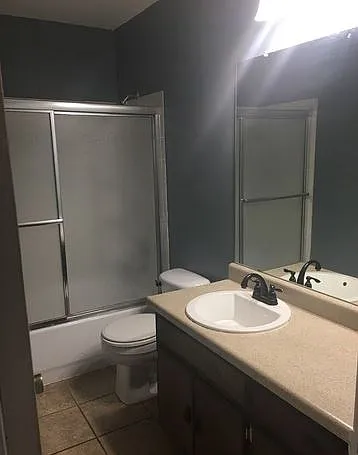 Ultra Quiet Single Family Home Near City Park & RAFB — Photo 3
