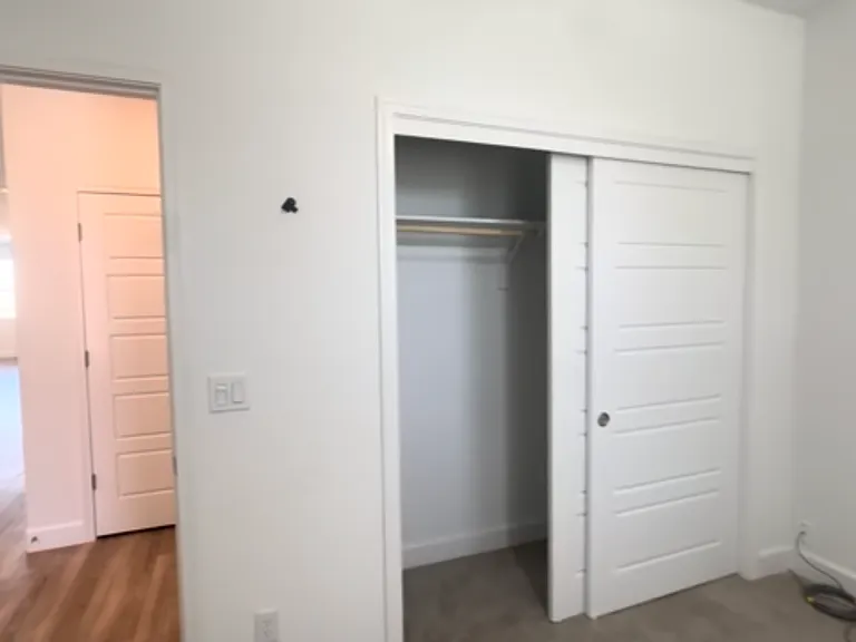 3459 N Cypress Ave — Photo 9