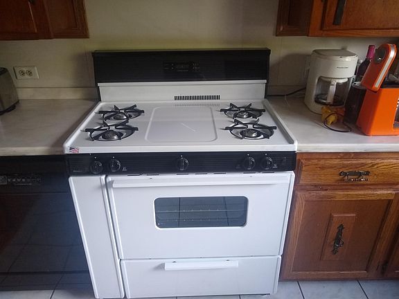 Brand new over-size stove
