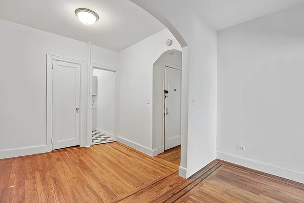 Rented by Cooper & Cooper Real Estate | media 15
