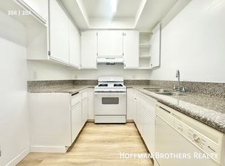 11457 Collins St #111A, North Hollywood, CA 91601