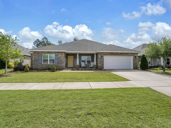 83 Sky Way, Freeport, FL 32439