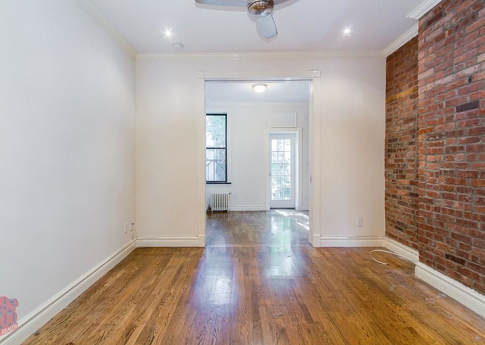 1st image of 250 Mott St APT 19