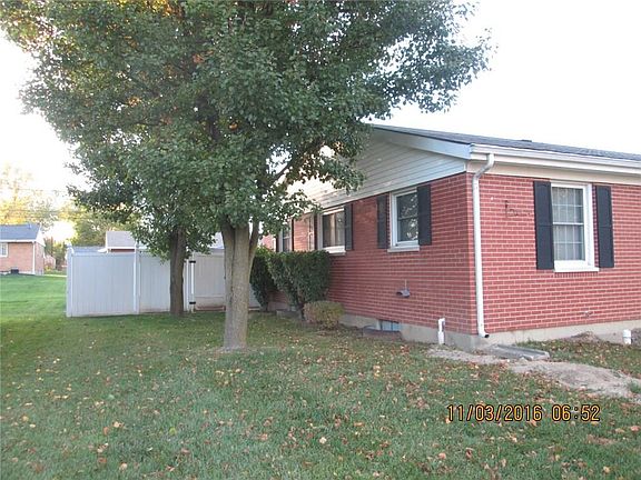 3rd image of 649 Marilyn Dr