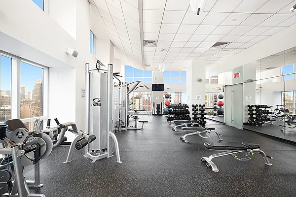 Rented by Brown Harris Stevens | media 23