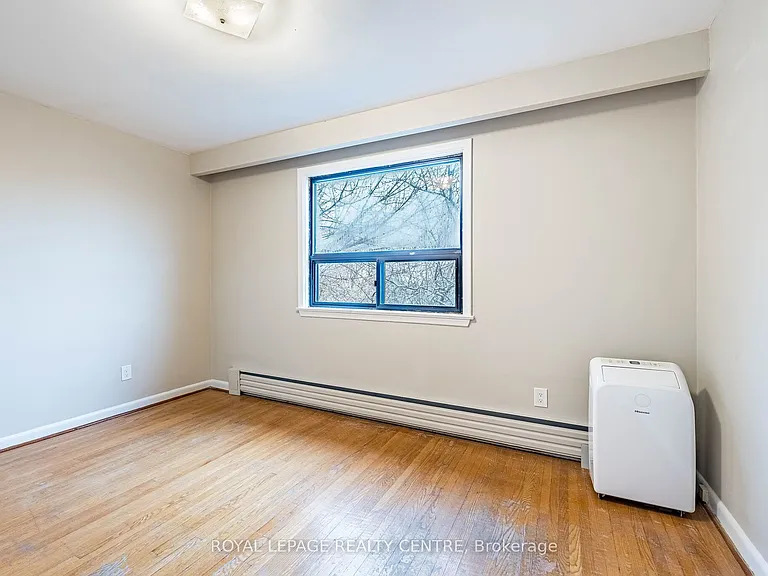 339 Sheppard Ave E #3 — Photo 22