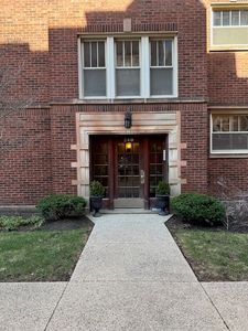 240 S Maple Ave APT G, Oak Park, IL, 60302