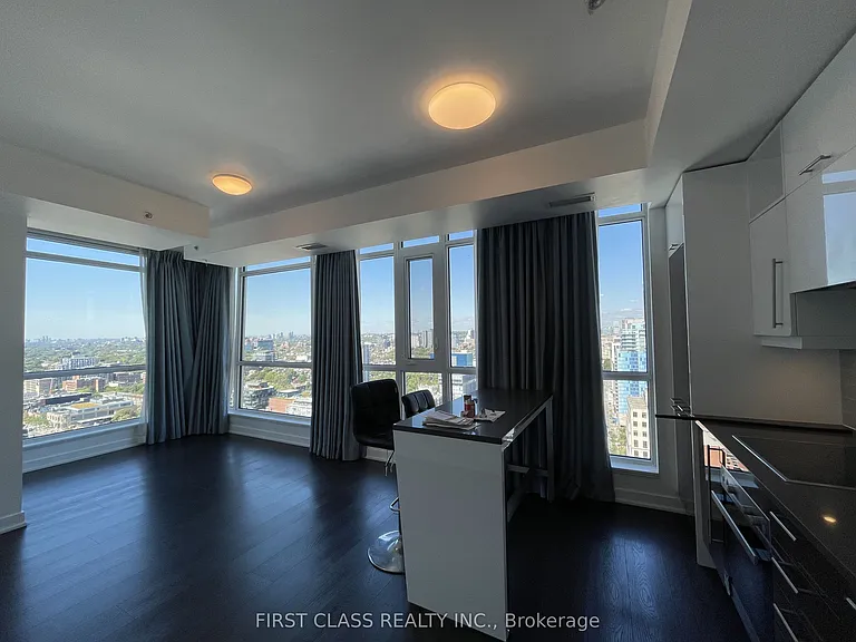 199 Richmond St W #2706 — Photo 2