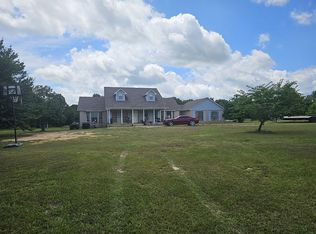 288 Davis Cir, Romance, AR 72136