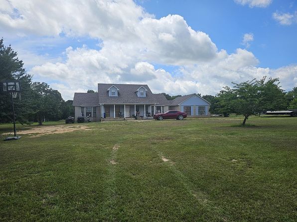 288 Davis Cir