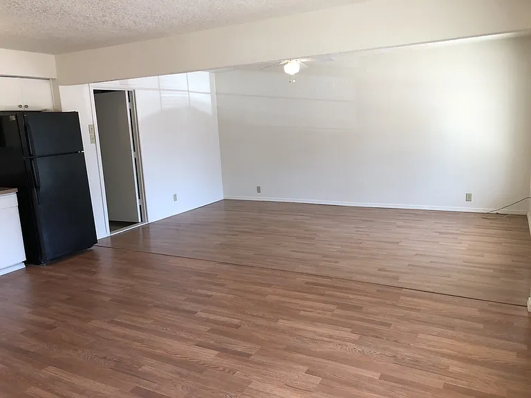8 Aspen Pl — Photo 2