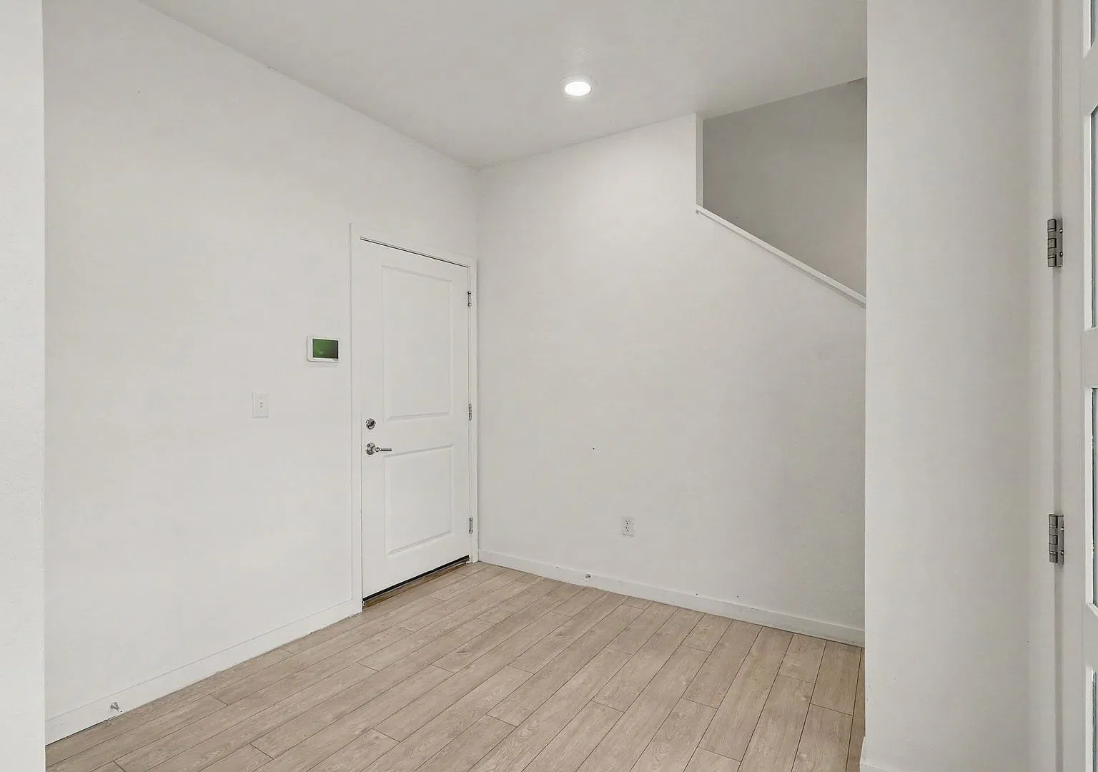 Recently Built Townhome in Hot Midtown! — Photo 4