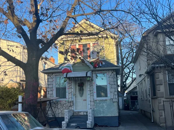 11619 125th St, South Ozone Park, NY 11420