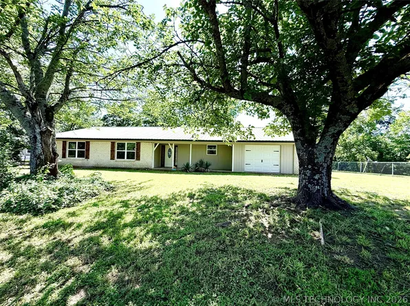 2835 Roy Roberts Rd, Valliant, OK 74764