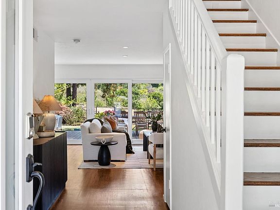 4th image of 97 Sonora Way