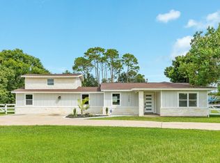 1200 Gifford Ln, Angleton, TX 77515