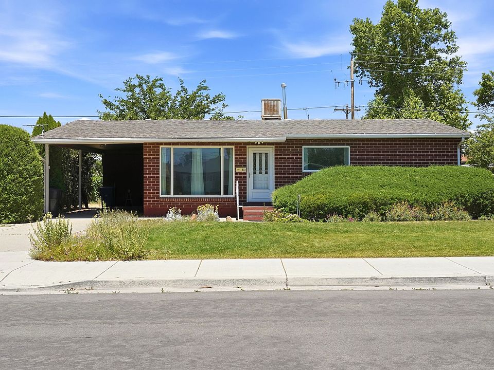 1st image of 851 E Galena Dr
