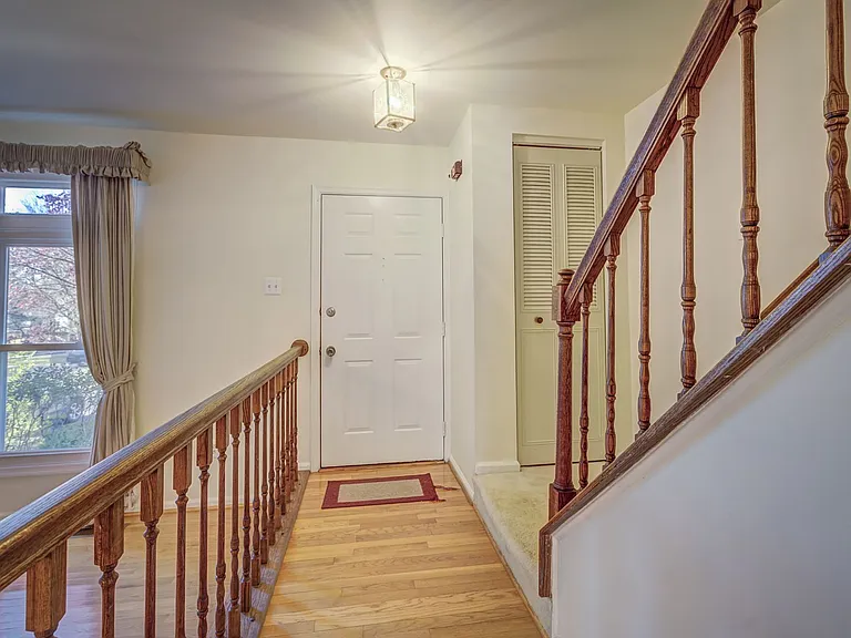 14907 Bradwill Ct — Photo 7