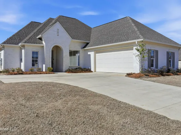 481 Aurora Cir, Canton, MS 39046