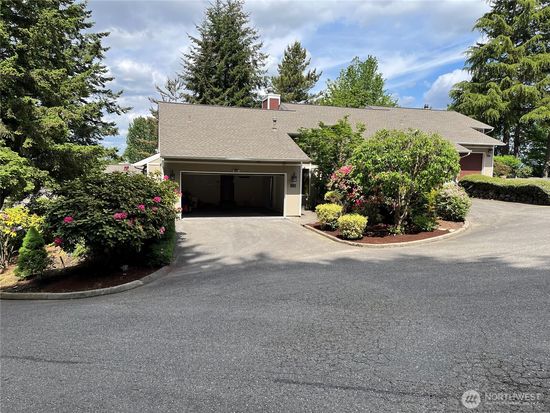 2114 7th Avenue SW, Puyallup, WA 98371