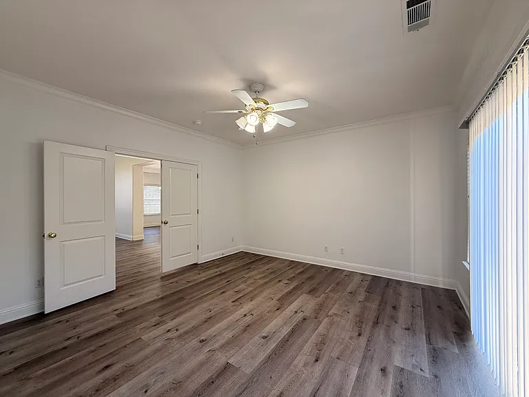 1270 Heidelberg Way #1 — Photo 11