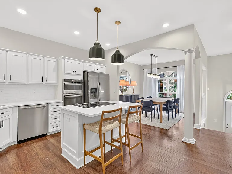 131 Carriage Ct — Photo 20