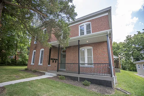 1122 E McCarty St #5 Photo 1