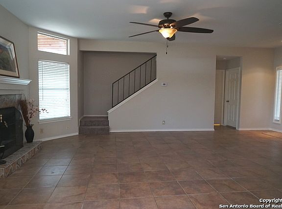 4th image of 252 Saddlebrook Dr