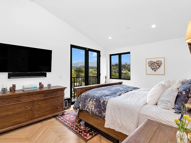 817 Annan Ter — Photo 25