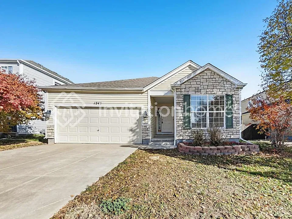 1245 Lords Hill Dr