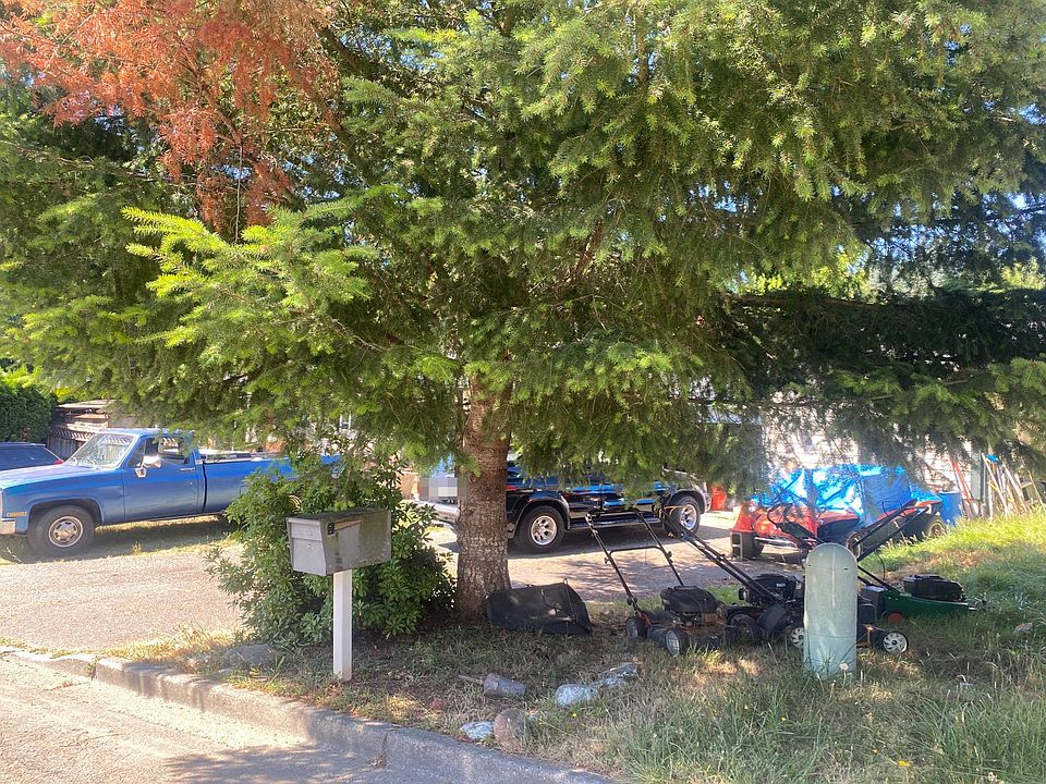 2nd image of 12418 SE 202nd Pl