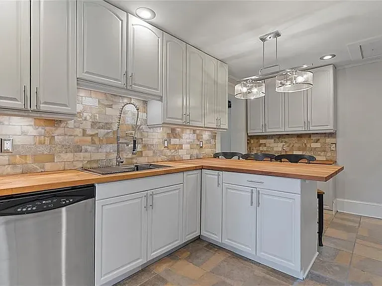 1282 Niles Ave NW — Photo 10