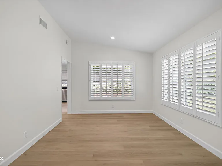 1502 Briarglen Ave — Photo 19