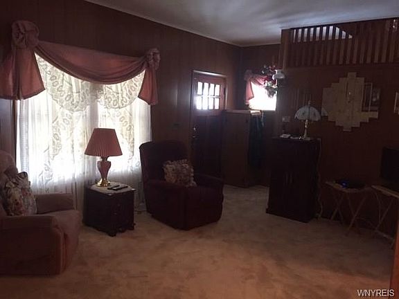 4th image of 2463 Cleveland Ave