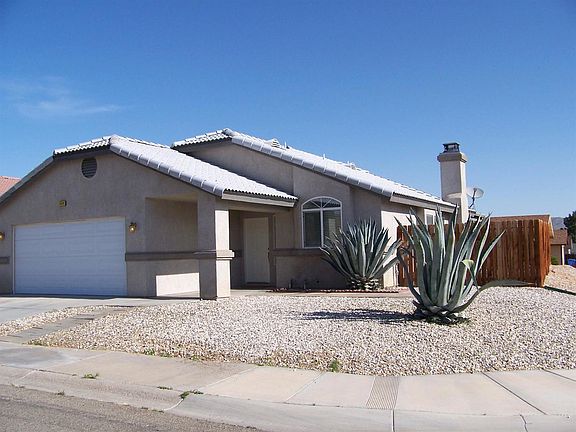 2nd image of 2135 Sierra Linda Dr