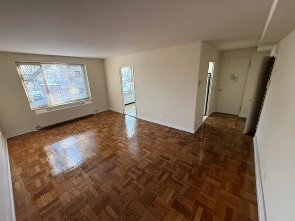 193-15A 73rd Ave #2B, Fresh Meadows, NY 11365