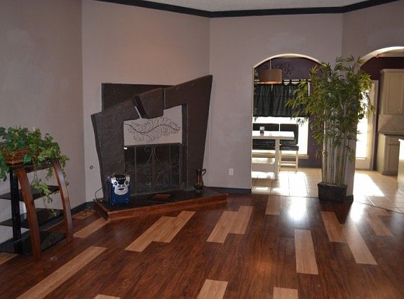 5th image of 110 Hartford Dr