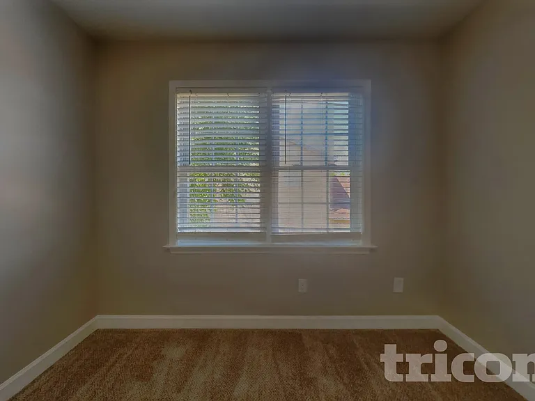 212 Water Mill Rd — Photo 13