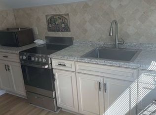766 President Ave FLOOR 2, Lawrence Township, NJ 08648