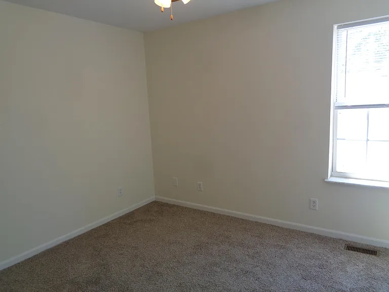 1502 W Worley St — Photo 11