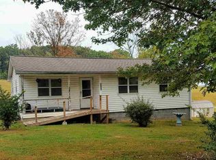 8113 Stagecoach Rd, Whitesburg, TN 37891
